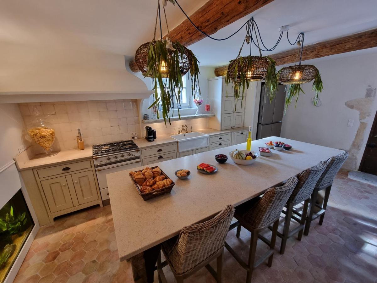 Maison Au Centre Du Village De Gordes Avec Vue Incroyable Bagian luar foto