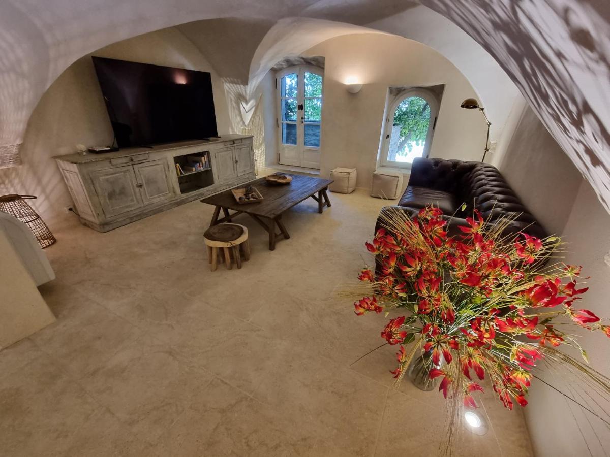 Maison Au Centre Du Village De Gordes Avec Vue Incroyable Bagian luar foto